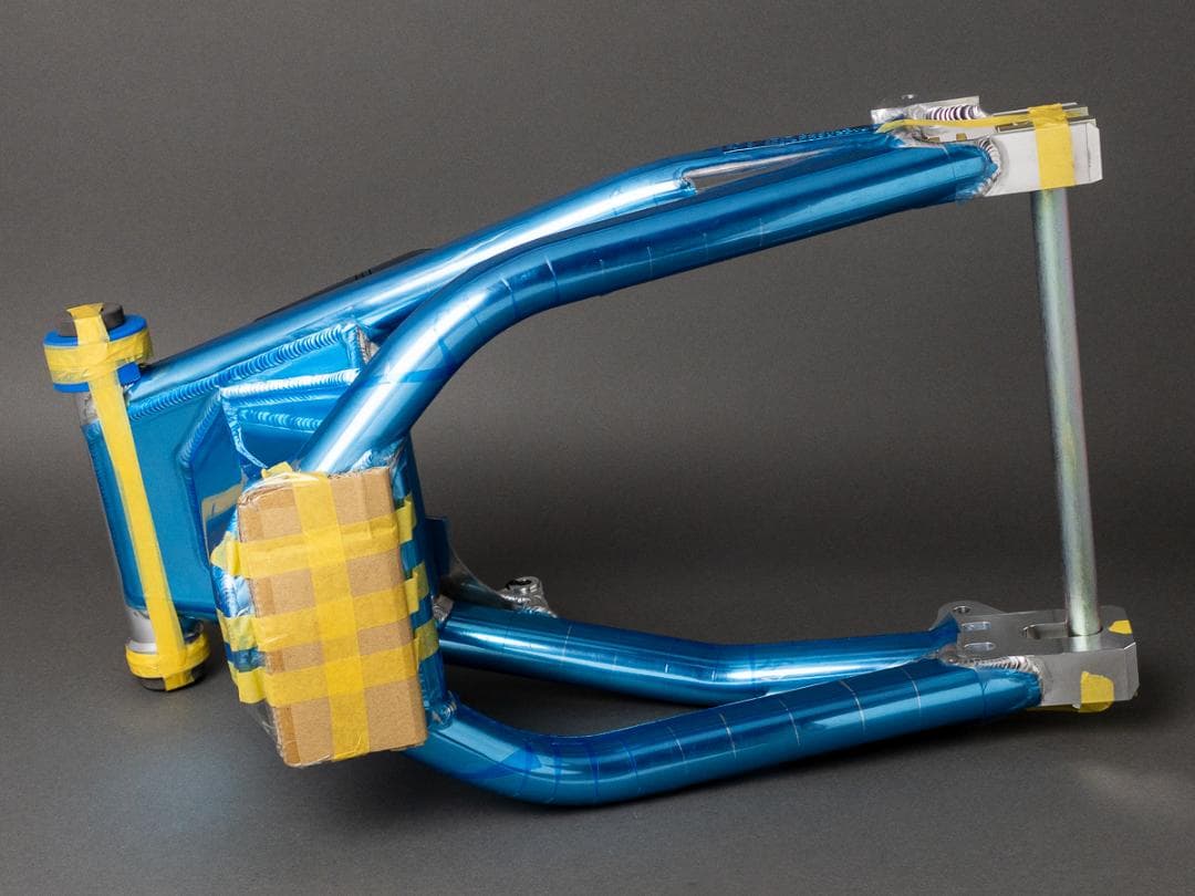 ゼファー1100 アルミスイングアーム