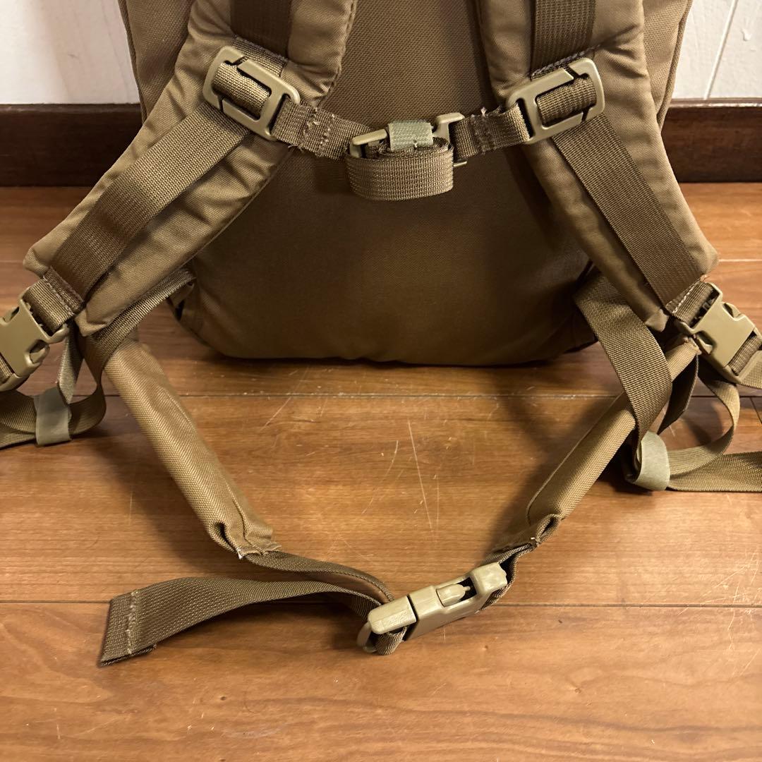 コヨーテMILITARY SURPLUS