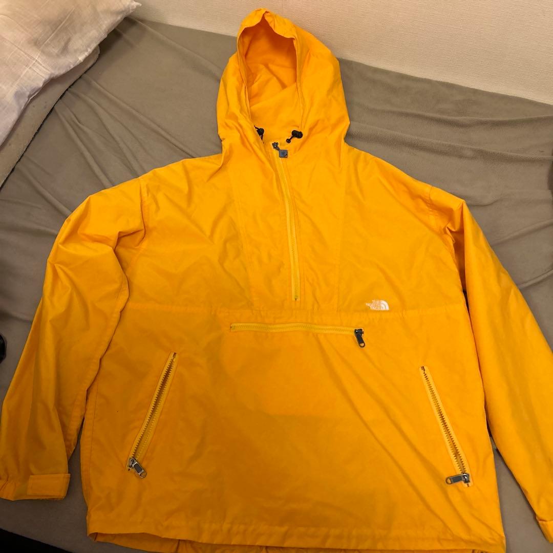 The North Face イエロー マウンテンパーカー　中古品　XL