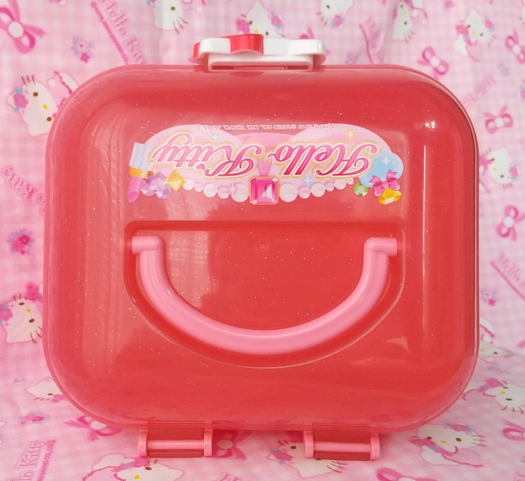 キティ　トランク　小物入れ　メイクボックス　プラスチックケース　ぬいぐるみ