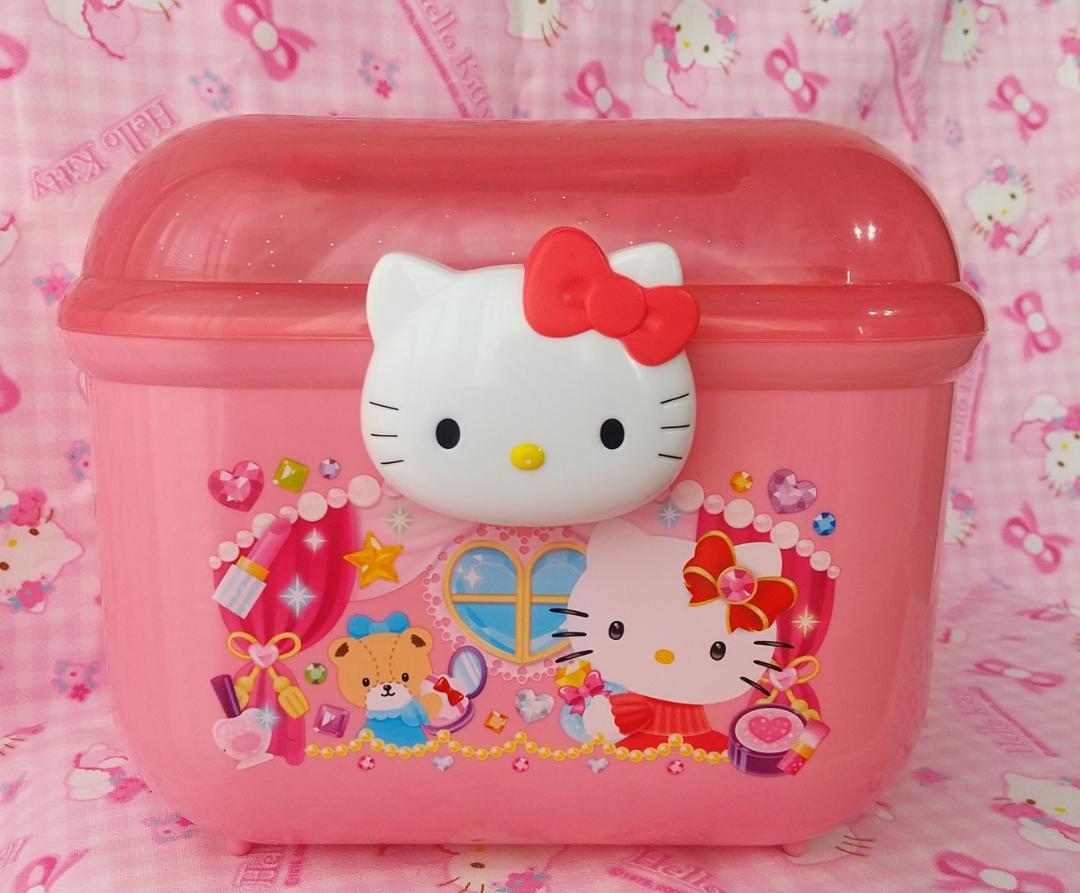 キティ　トランク　小物入れ　メイクボックス　プラスチックケース　ぬいぐるみ