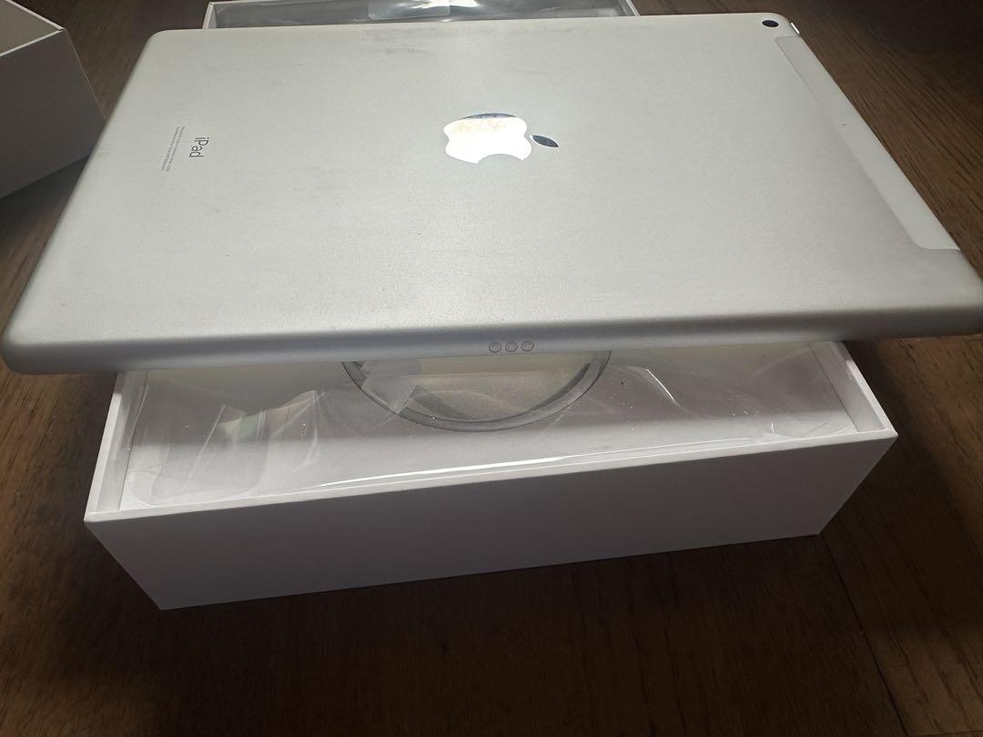 Apple iPad