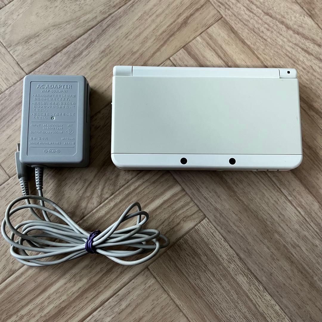 【動作確認済み】newニンテンドー 3DS(ホワイト)ACアダプター付 【動作確認済み】newニンテンドー 3DS(ホワイト)ACアダプター付