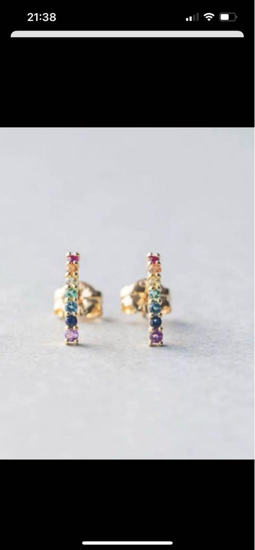 eteピアスK18YG☺︎レインボーピアス☺︎最終値下げ☺︎