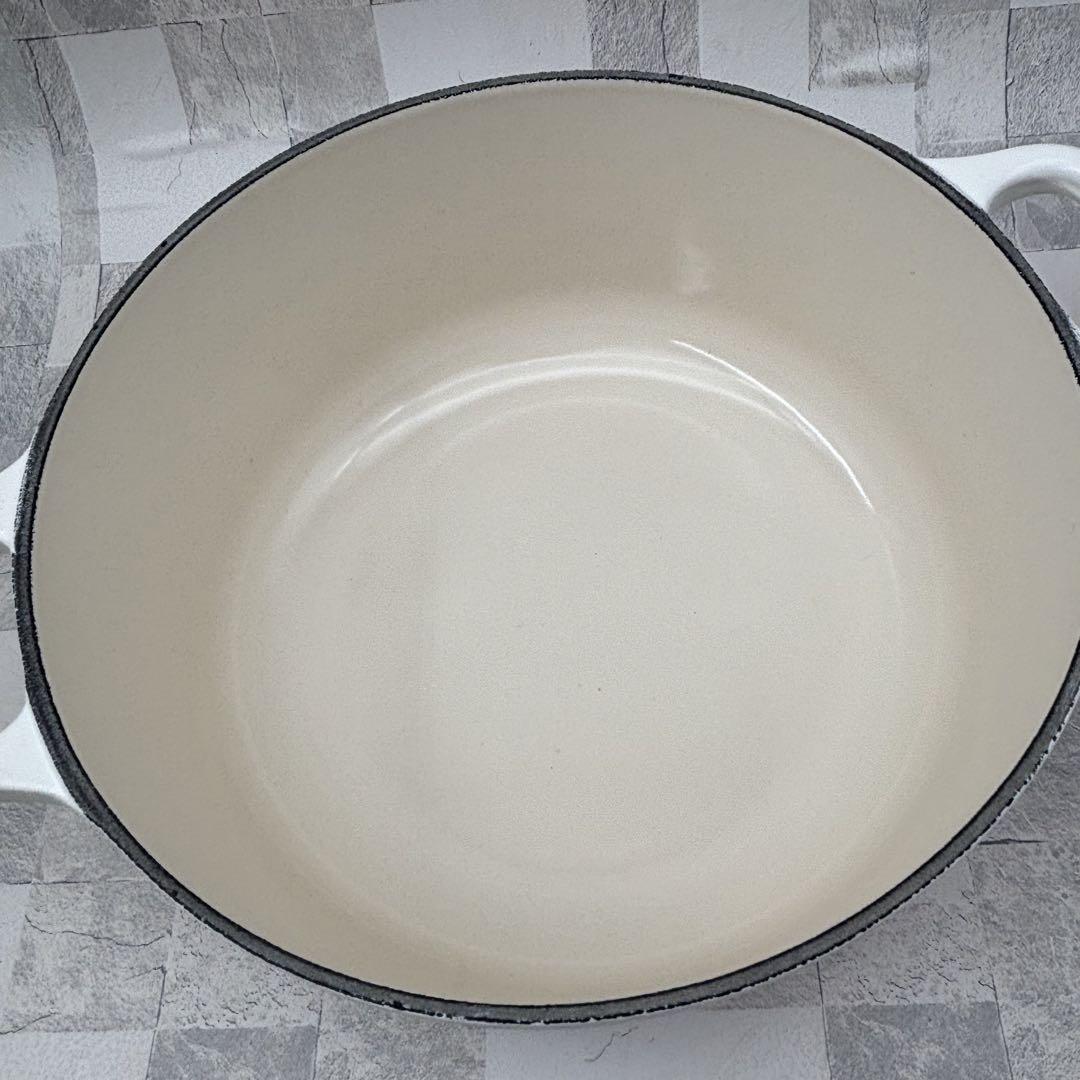 未使用　ルクルーゼ ココットロンド20cm コットン　cotton