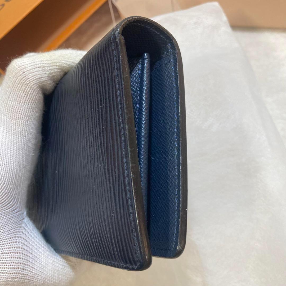 ！新品同然！　ルイヴィトン　エピ　長財布　ブラザ