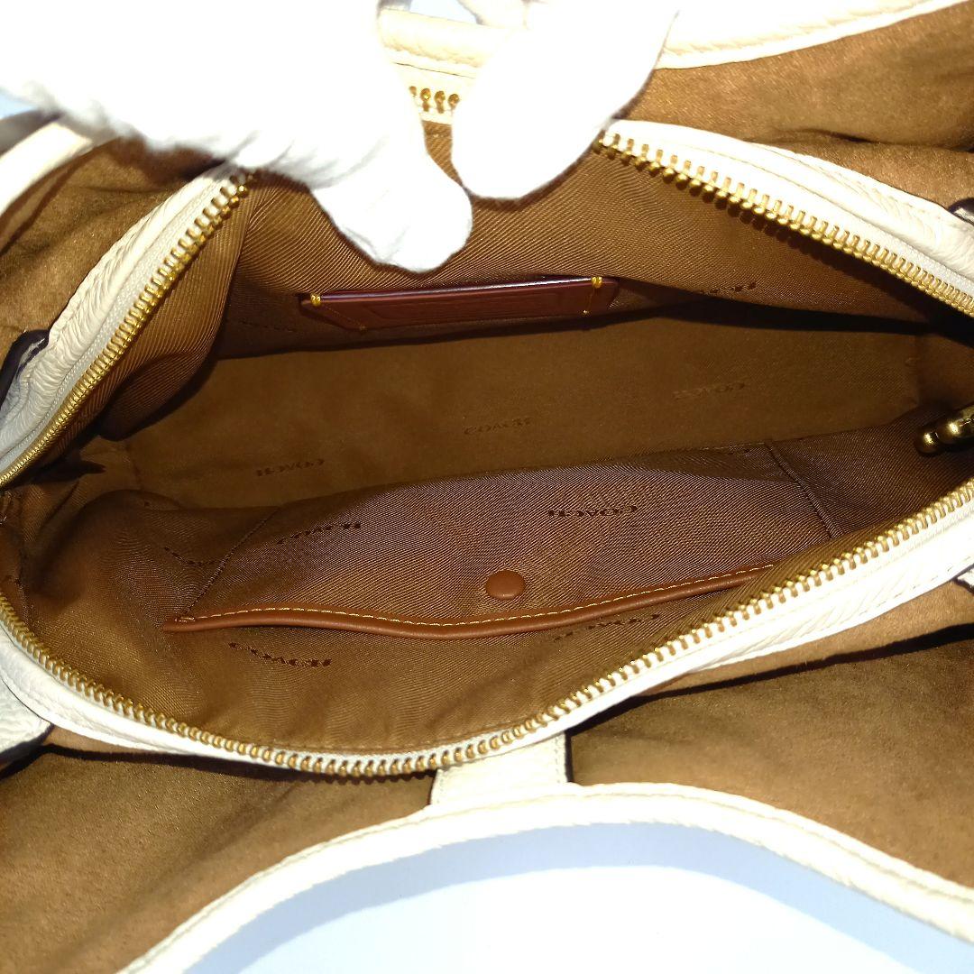 コーチ COACH