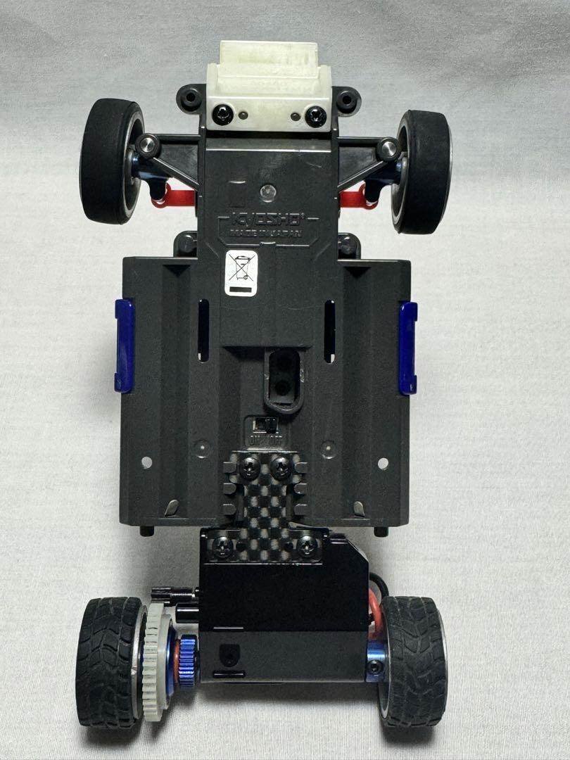 京商　ミニッツMR-020 AM仕様シャーシとおまけボディ付き
