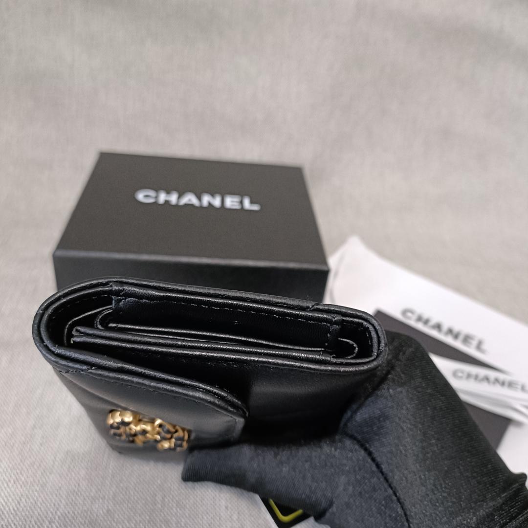 CHANEL ブラック キルティング 三つ折り財布 - メルカリ