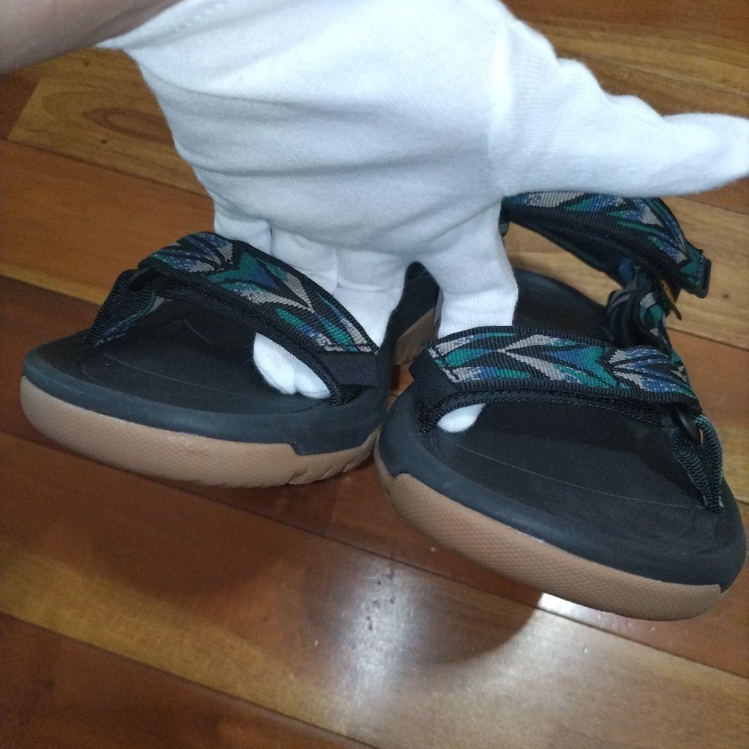 Teva　ストラップサンダル