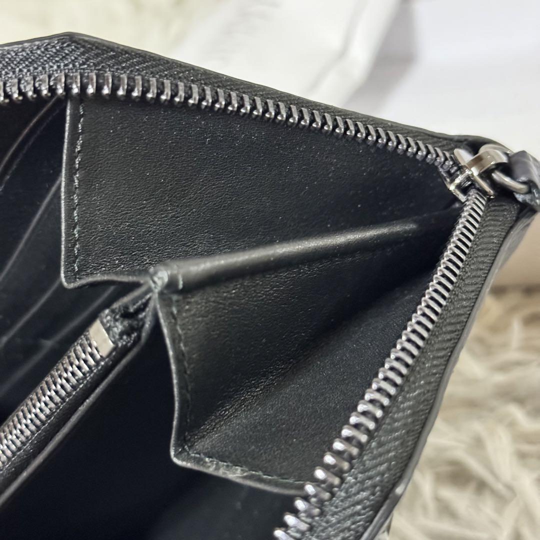 新品未使用✨　JIMMY CHOO ジミーチュウ　カーナビー　クリスタルスタッズ