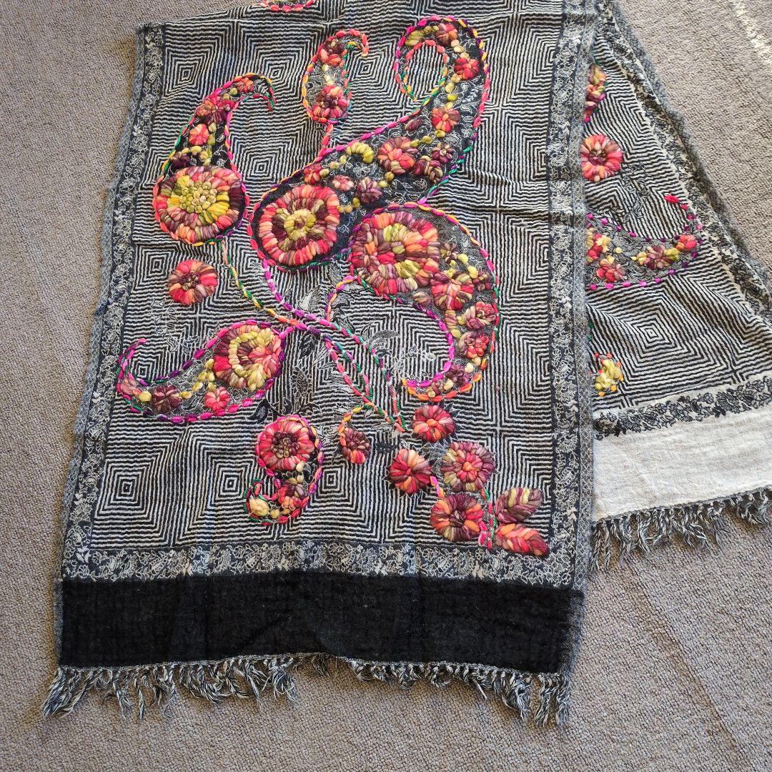 エトロ 刺繍のストール