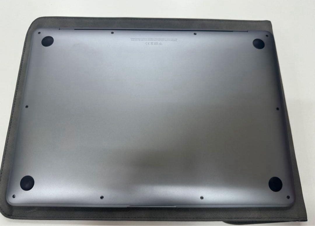 極美品】 MacBook Air M1 8GB 256GB スペースグレー