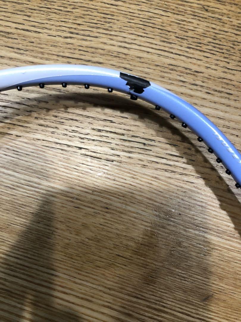 アストロクス Astrox 70 バドミントンラケット