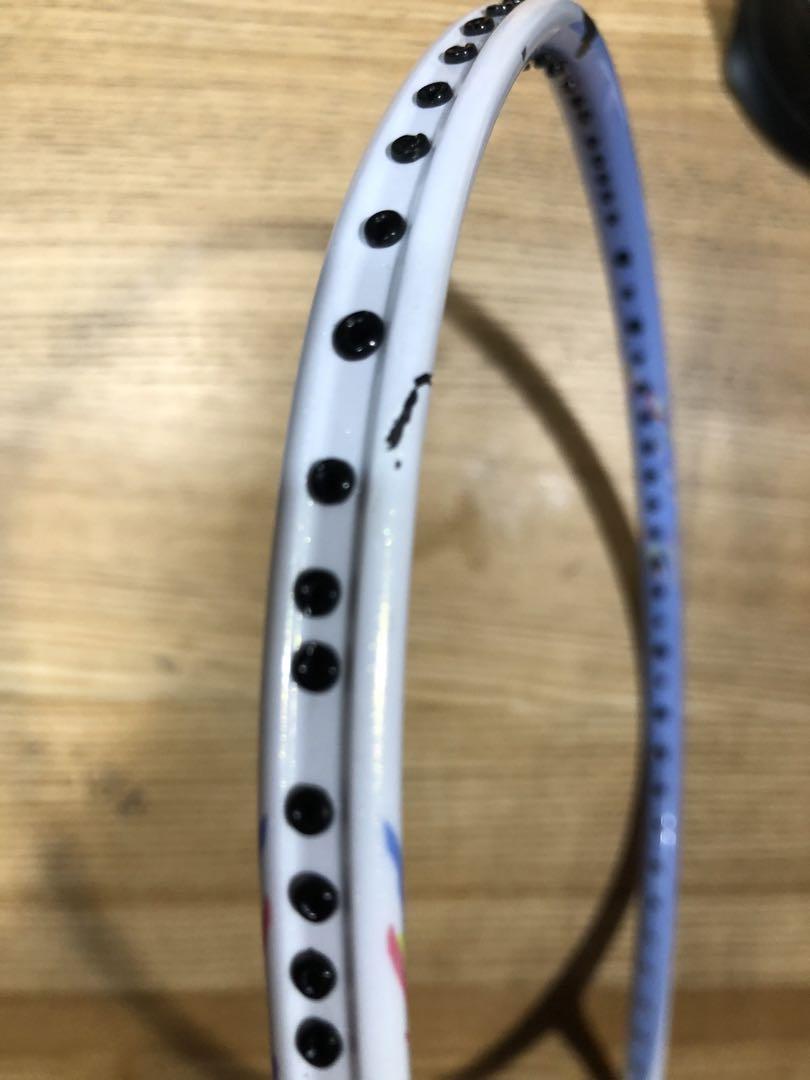 アストロクス Astrox 70 バドミントンラケット