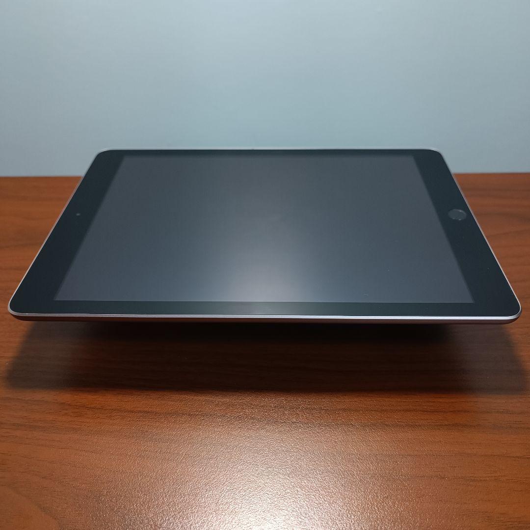 美品) iPad 9.7 第5世代 WiFi 32GB キーボード付き