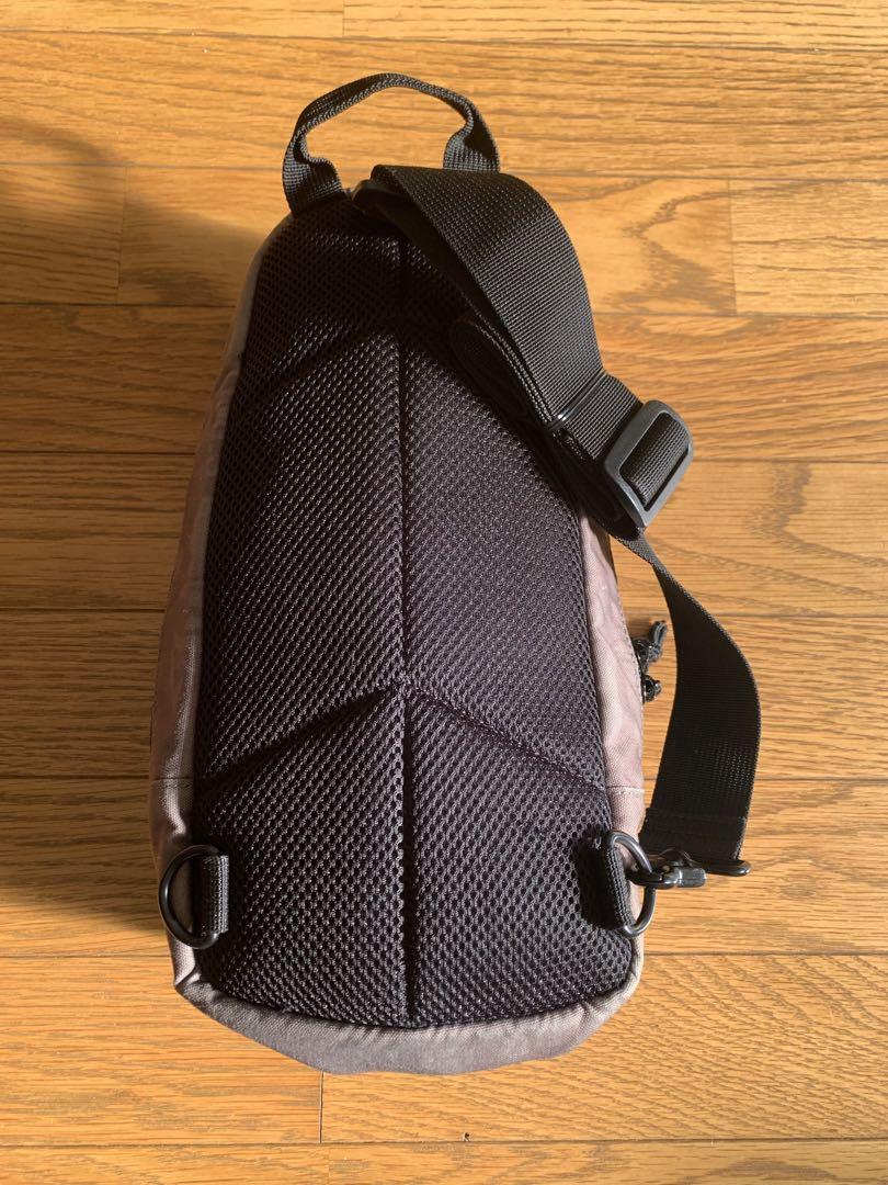 未使用品　ヒステリックグラマー　ボディ&ワンショルダーバッグ迷彩