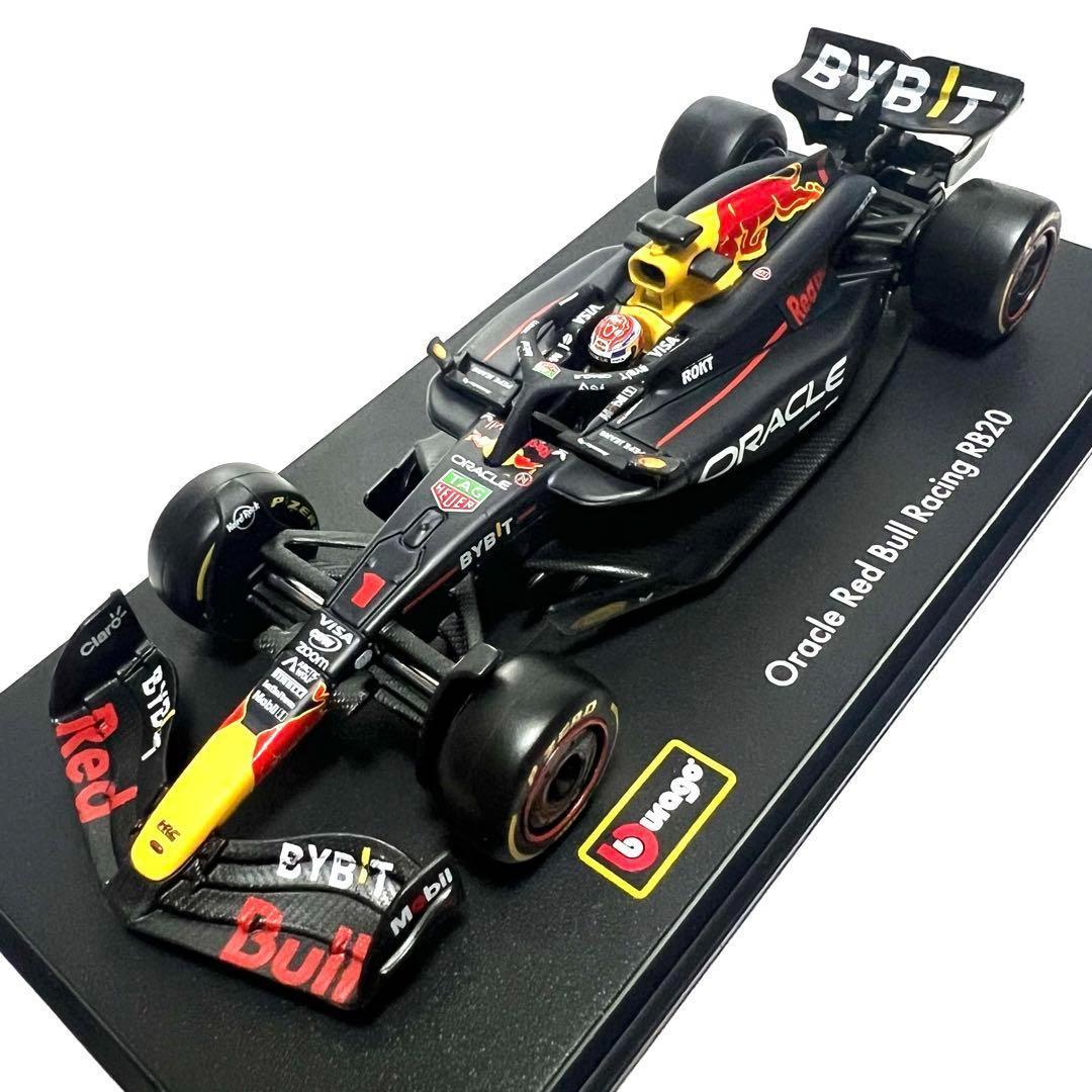 ブラーゴ 2024 レッドブル フェラーリ ドライバ&ーケース付 2台セット