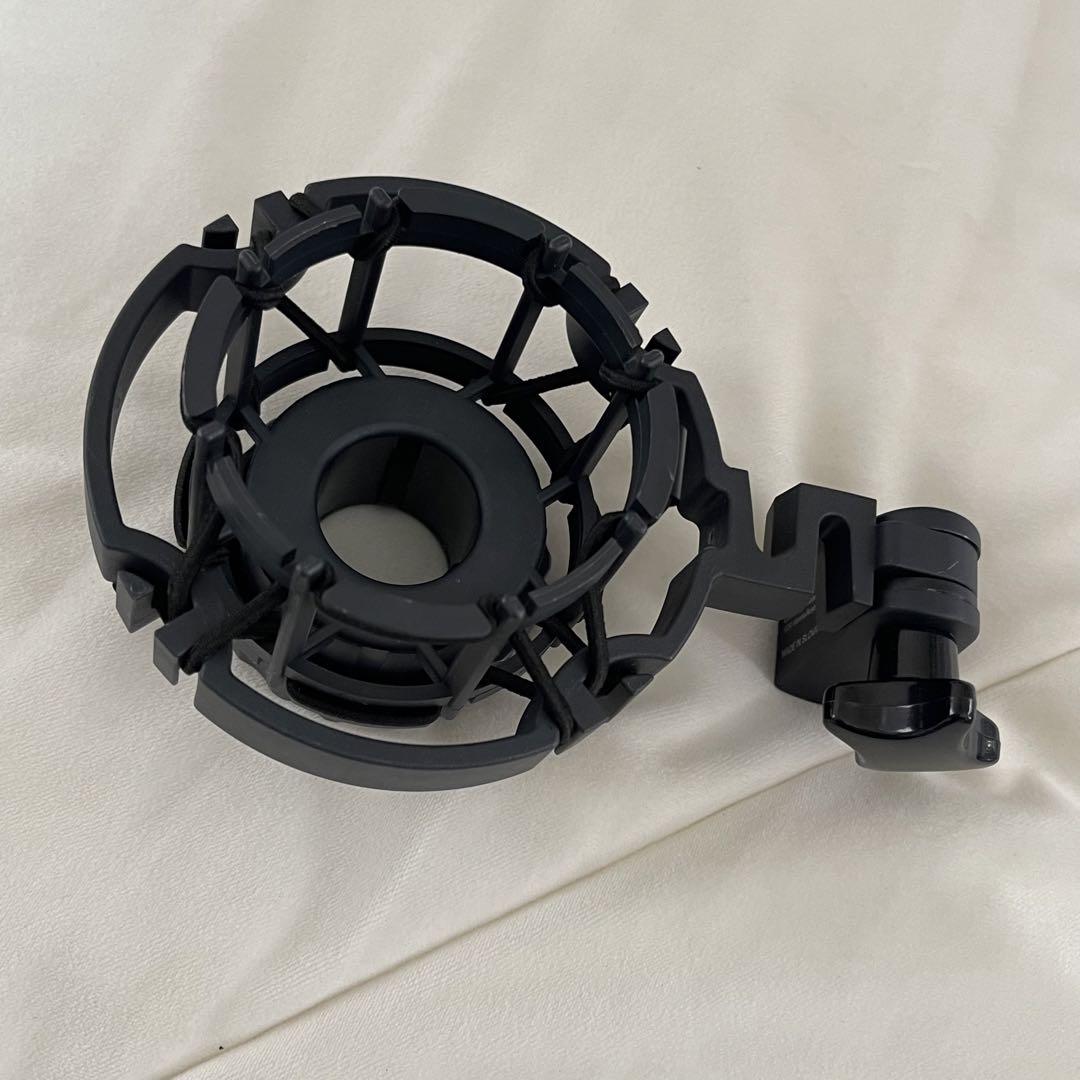 AKG C214 コンデンサーマイク