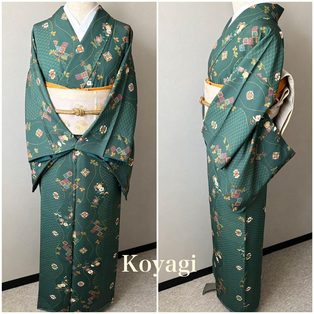 深いグリーン♪  正絹　小紋　しつけ付き