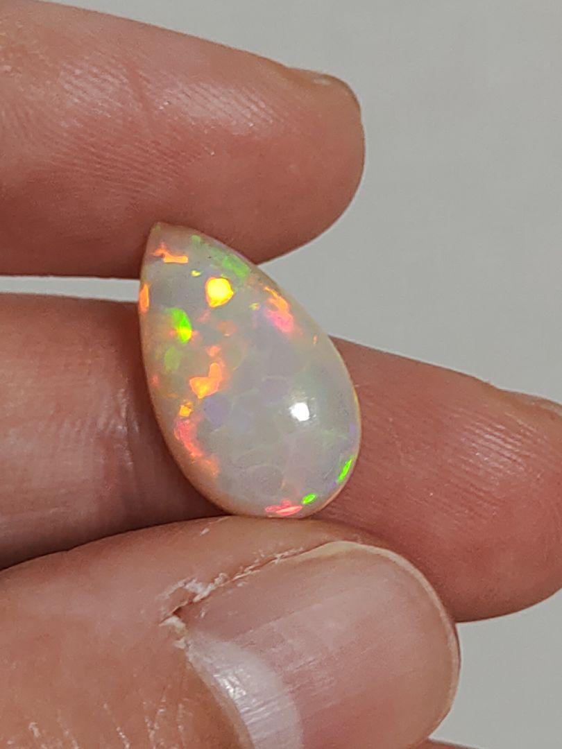 3.80cts 17x10x5mm