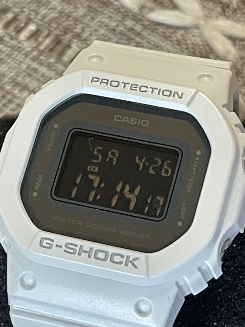 CASIO G-SHOCK ホワイト デジタル腕時計　Gショック