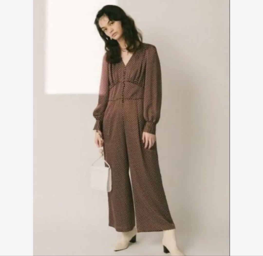新品】Lily Brown リリーブラウン ギャザー オールインワン