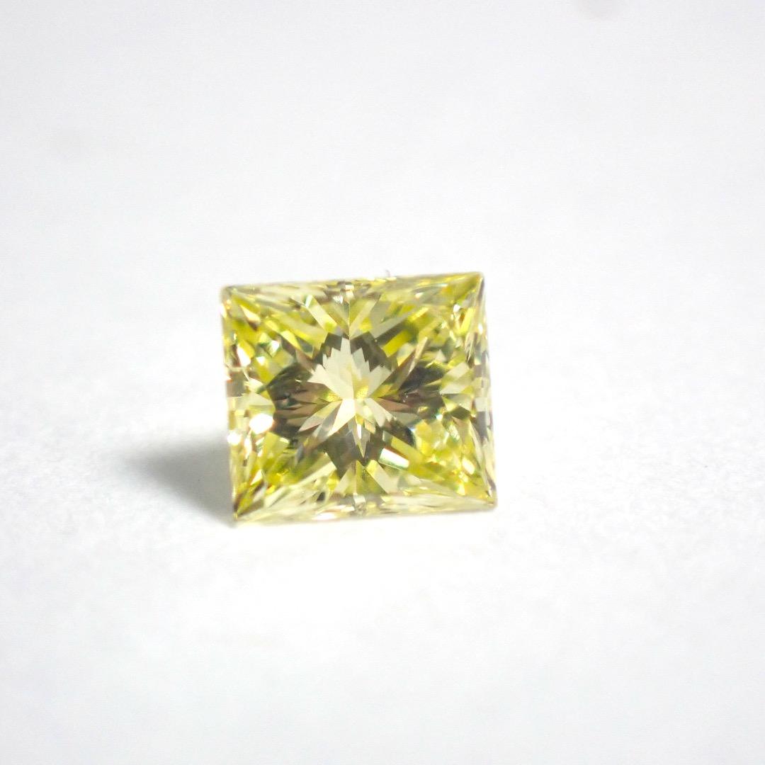 【特別価格】 0.290ct ファンシー イエロー ダイヤモンド ルース 裸石 【特別価格】 0.290ct ファンシー イエロー ダイヤモンド ルース 裸石