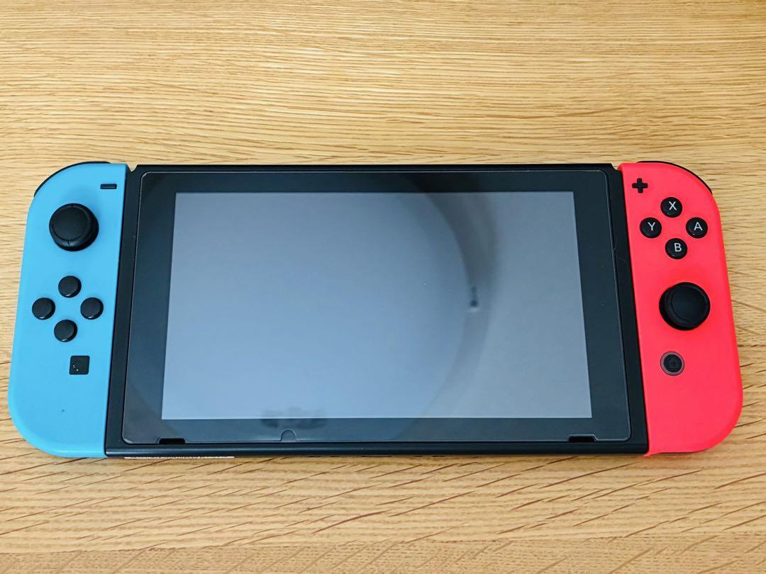 Nintendo Switch 本体(キャリングケース付き)