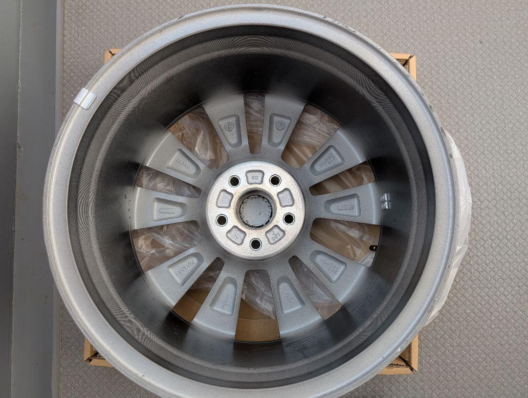 ホンダ　新型ヴェゼル　純正ホイール　4本　新品　18インチ