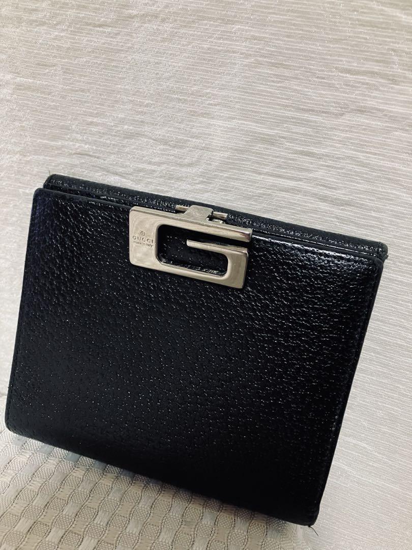 ランキング2025 GUCCI /グッチ Gクリップ レザー 二つ折札入れ2箇所 小銭入れあり 小物