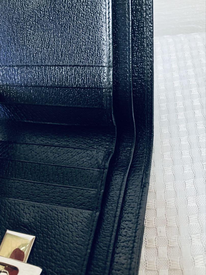 GUCCI /グッチ Gクリップ レザー 二つ折札入れ2箇所 小銭入れあり