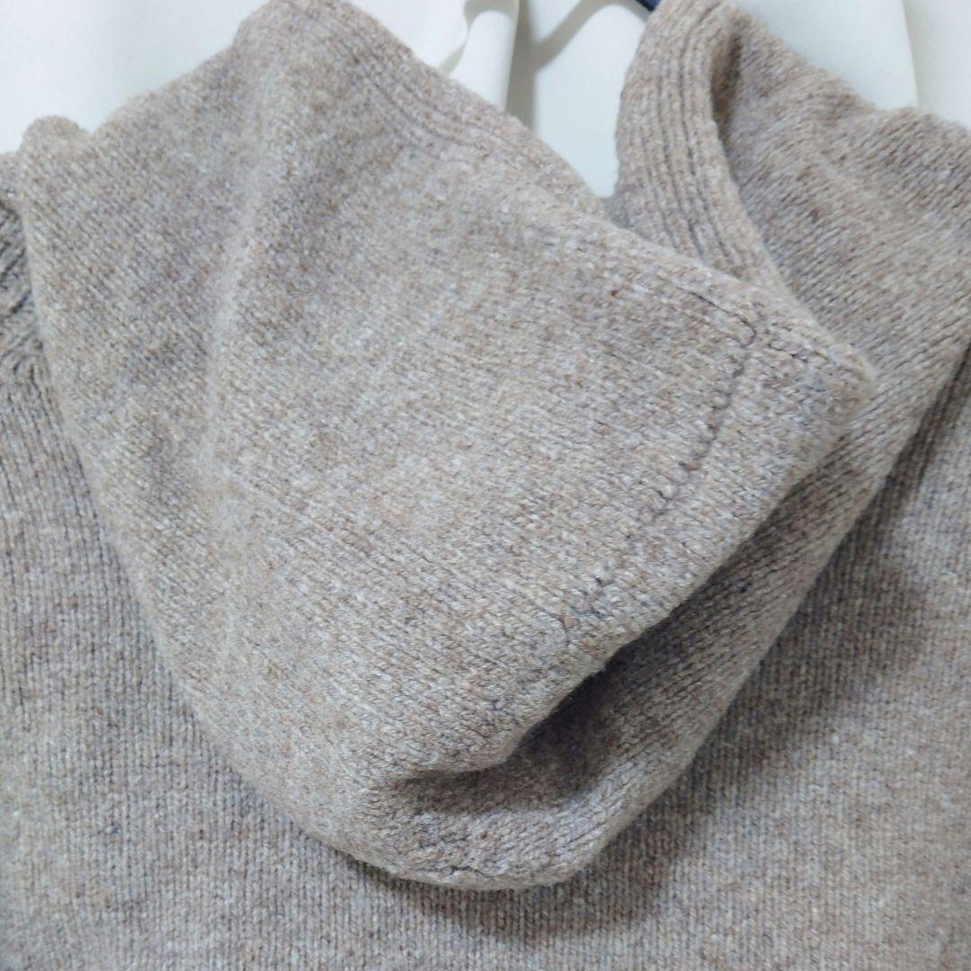 未使用新品 ベースレンジ ウール100% ニットフーディー グレイッシュベージュ 未使用新品 ベースレンジ ウール100% ニットフーディー グレイッシュベージュ