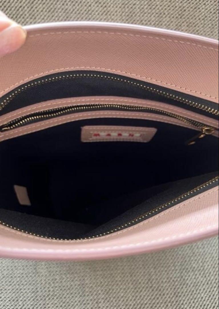 【新品同様】MARNI ピンク バケツ型ショルダーバッグ