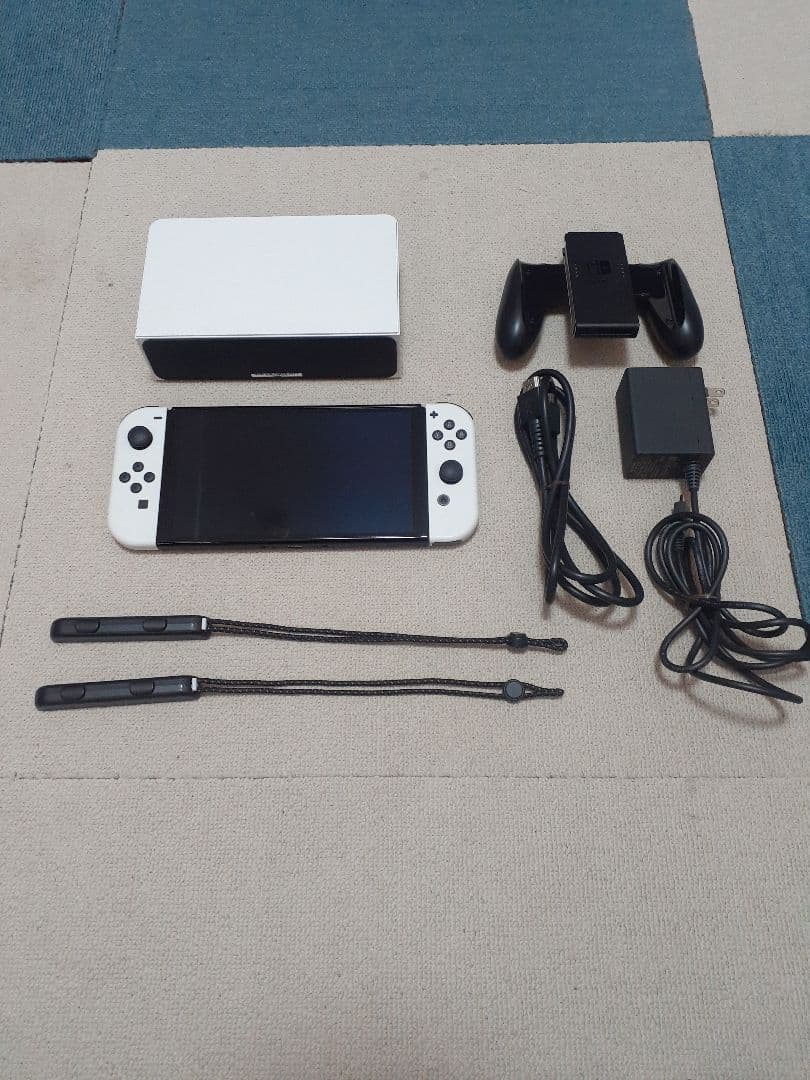 Switch 有機EL ホワイト