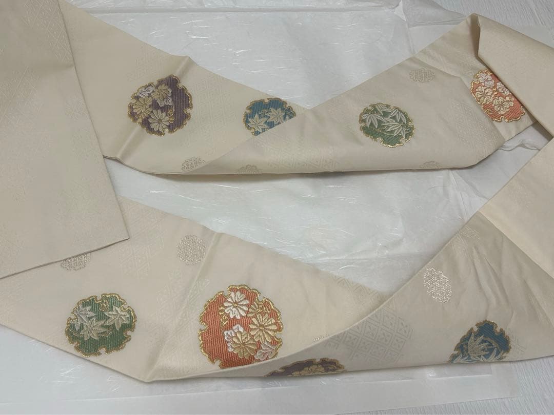 名古屋帯目立った傷や汚れなし