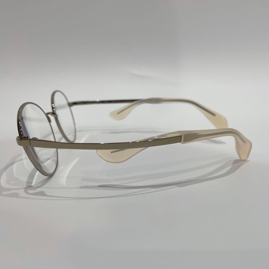 ゴールド目立った傷や汚れなし