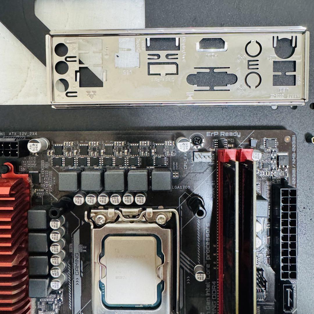 CPU i7 12700F+Gskill 32GB+GIGABYTE B660M