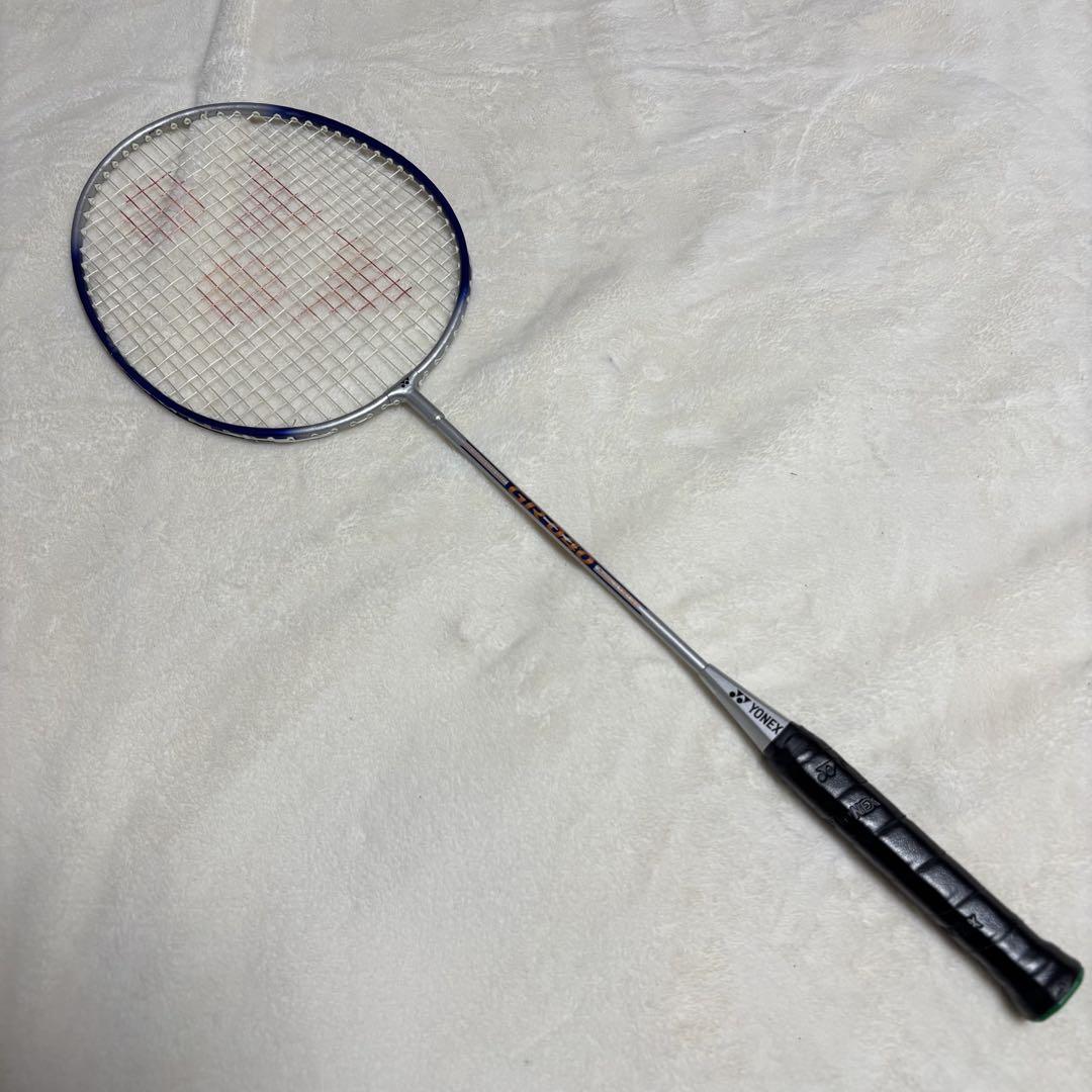 YONEX バドミントンラケット 2本