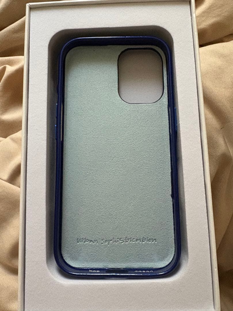 アーバンソフィスティケーション iPhone16