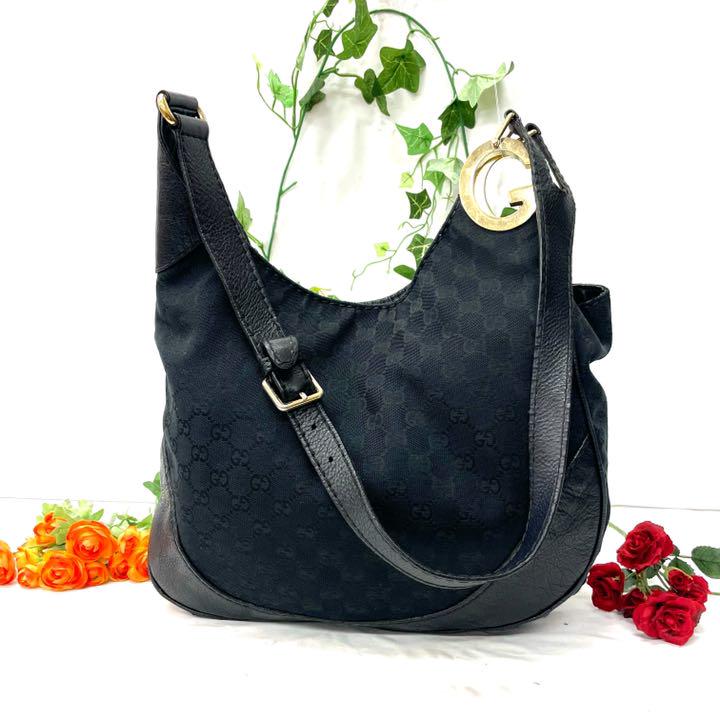 ❤️ 美品 GUCCI GGキャンバス ショルダーバッグ 正規品 鑑定済み が大特価! ❤️ 美品 GUCCI GGキャンバス ショルダーバッグ 正規品 鑑定済み が大特価!