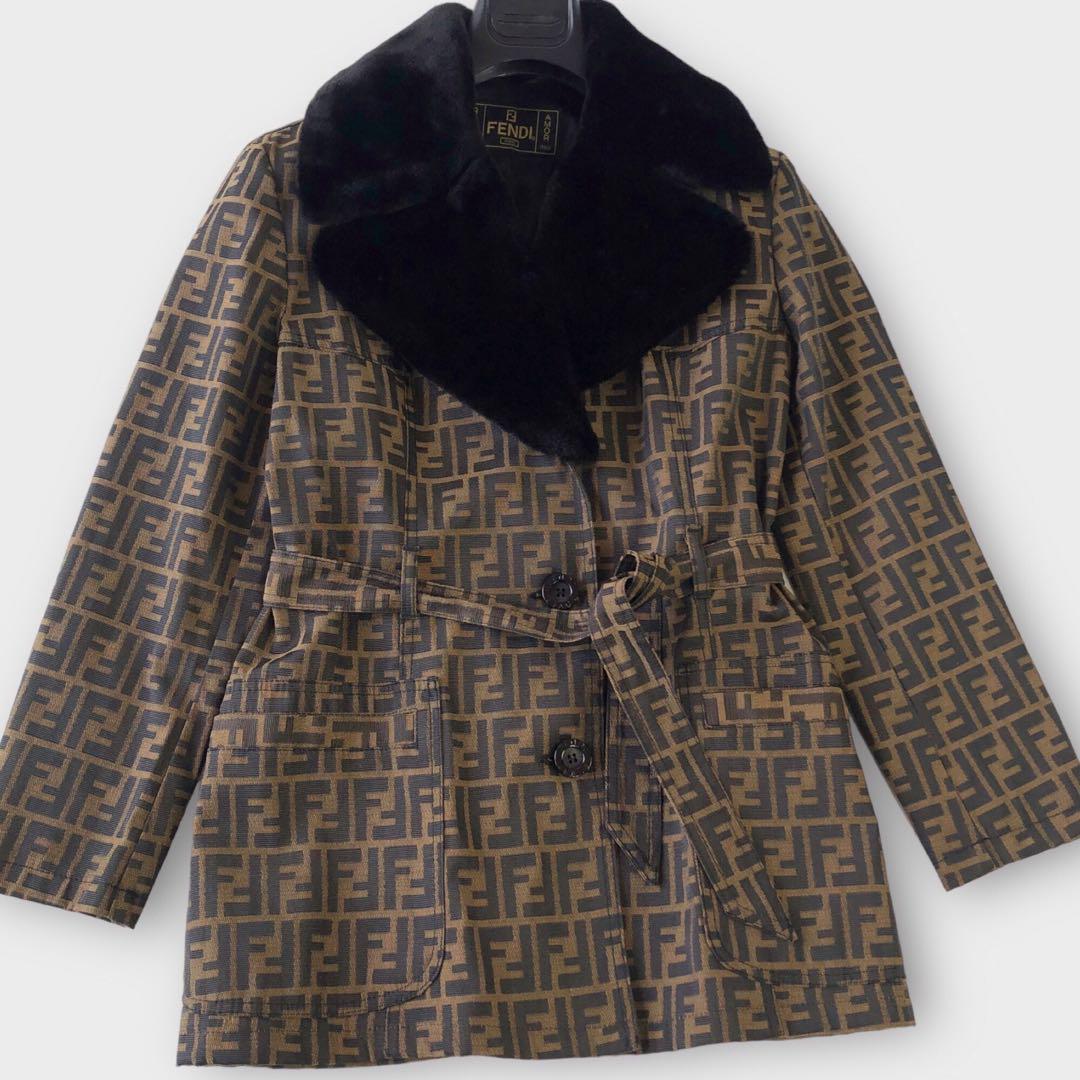 美品FENDI フェンディ ズッカ柄 ベルテッドコート デタッチャブルファー茶色