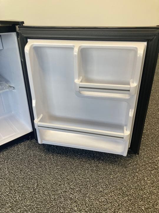 限定モデル simplus 1ドア冷蔵庫 45L 霜取り機能付 小型 シンプラス