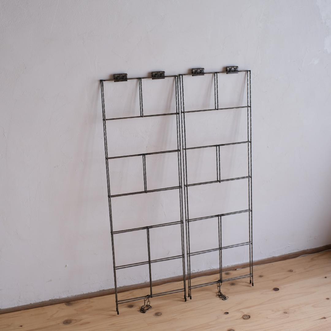 無骨なアイアン脚2点1セット M 飾り棚 イベント什器 シェルフ - メルカリ