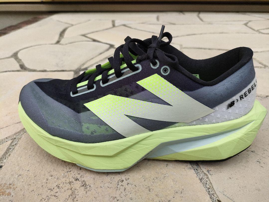 スパイク・シューズ new balance   Fuel Cell Rebel v4 25cm