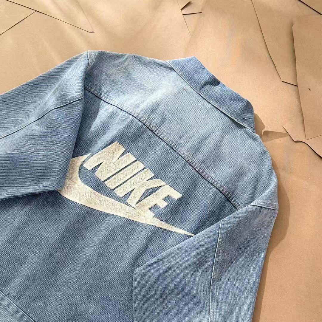 ✨即完売✨ Levi’s × Nike デニムセット Mサイズ ✨即完売✨ Levi’s × Nike デニムセット Mサイズ