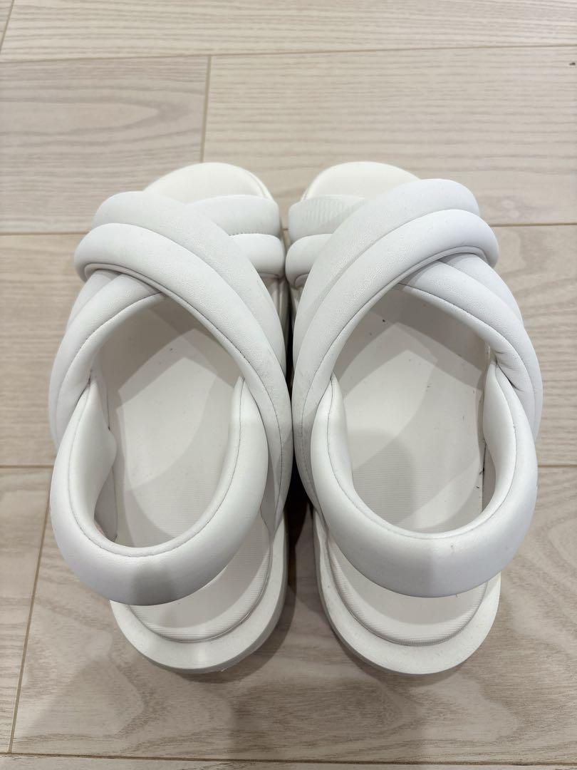 NIKE エアマックスアイラ ホワイト 23cm