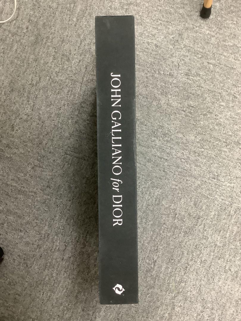 アート・デザイン・音楽 John Galliano for Dior