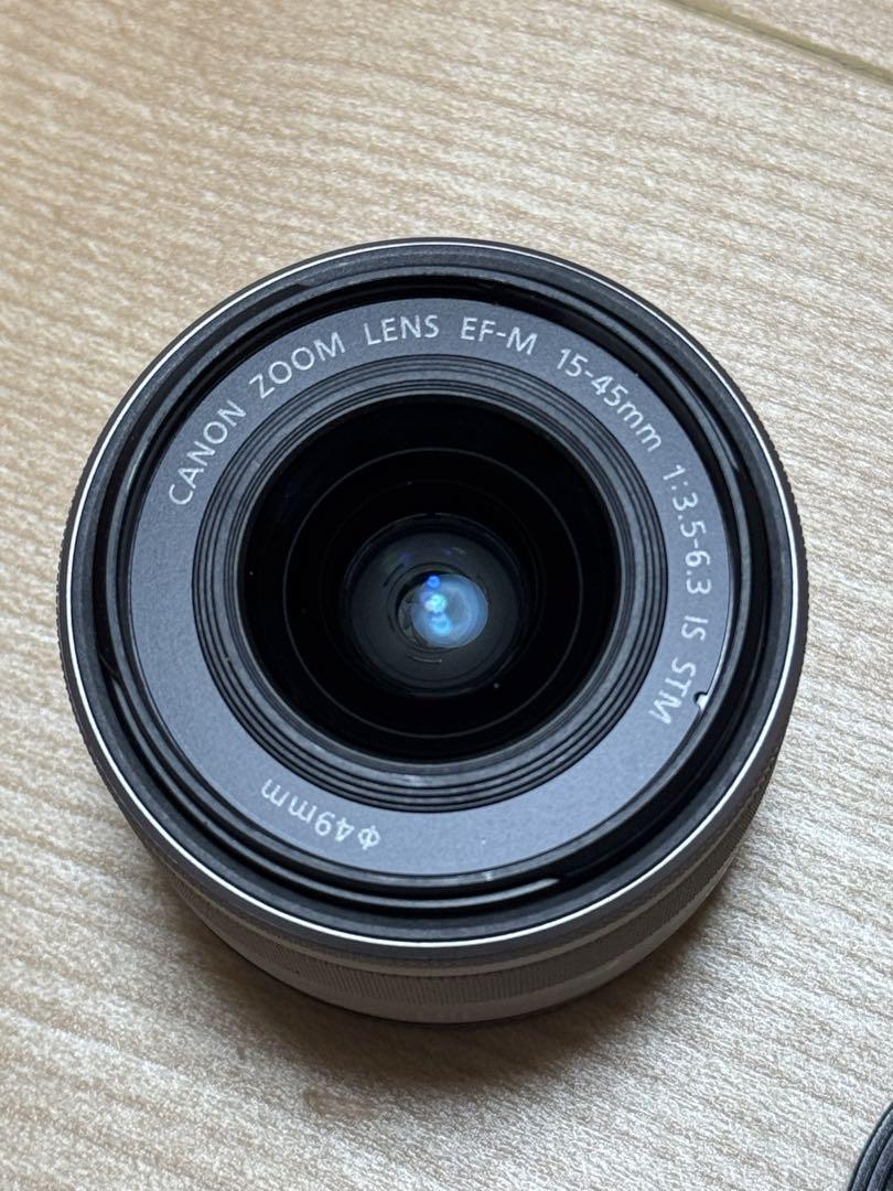 Canon EOS M100 2レンズ付き