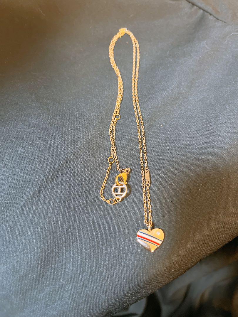 トミーヒルフィガーネックレス 8,085円